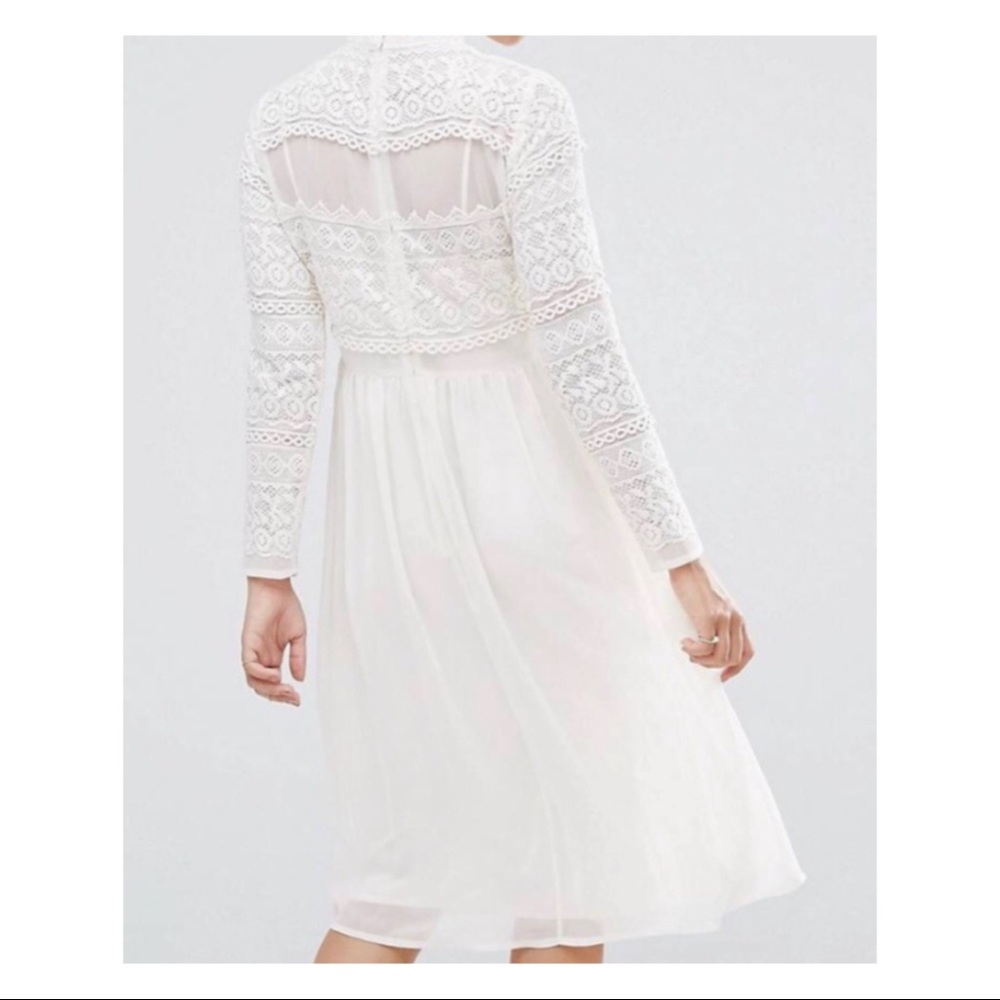 ❌SOLD❌ASOS Ivory or “Cream” Lace Insert Dress - Picture 5 of 9